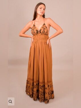 NWT MIRA Hera Long Dress Rust Orange Embroidered Maxi Halter Boho M